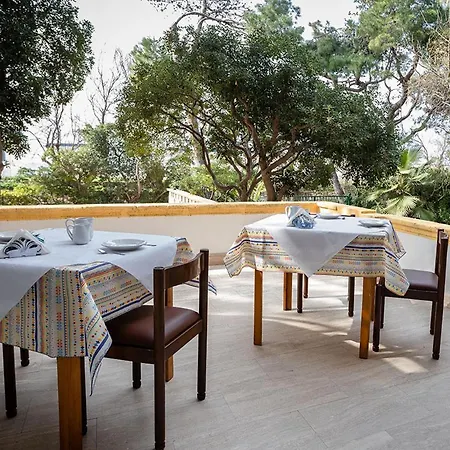 Stella Maris 住宿加早餐酒店 加利波利